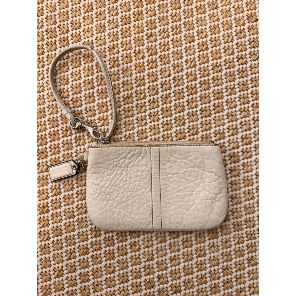 Coach Pebbled Leather Wristlet Pouch Cream Off White Silver Hardware